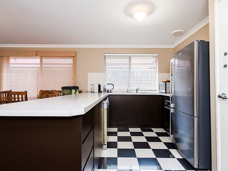 3 Oakhill Heights, Ellenbrook WA 6069