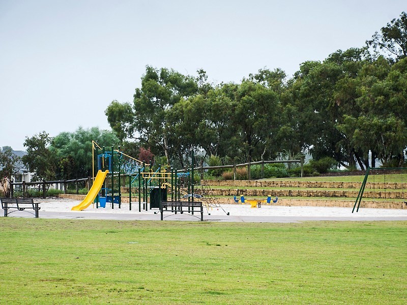 3 Oakhill Heights, Ellenbrook WA 6069