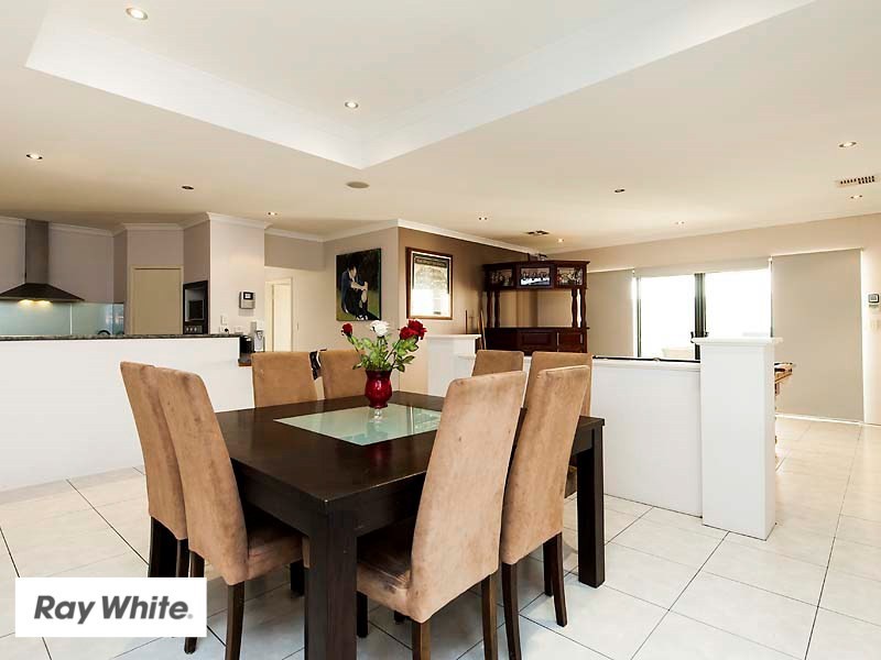 22 Firenze Loop, Landsdale WA 6065