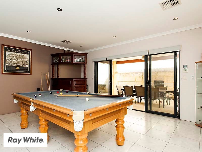 22 Firenze Loop, Landsdale WA 6065