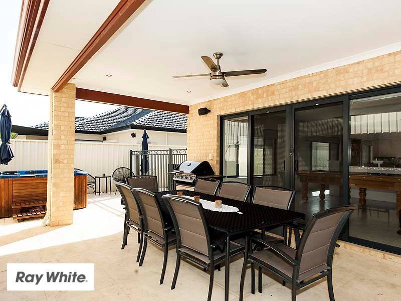 22 Firenze Loop, Landsdale WA 6065