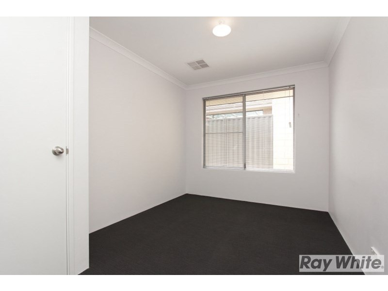 4 Vidalia Drive, Aveley WA 6069