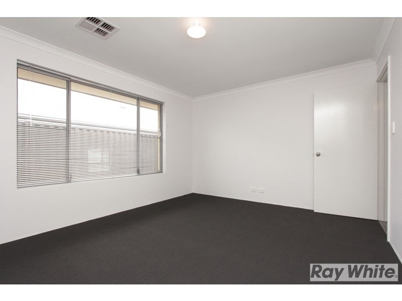 4 Vidalia Drive, Aveley WA 6069