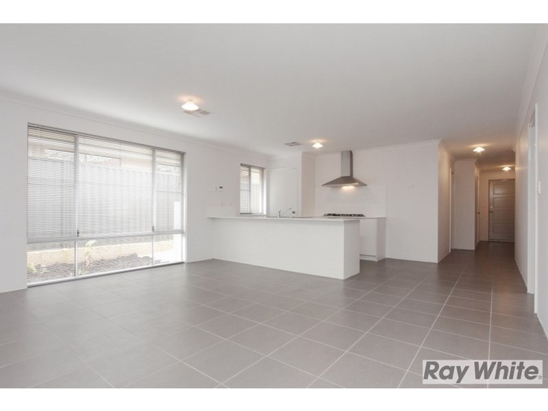 4 Vidalia Drive, Aveley WA 6069