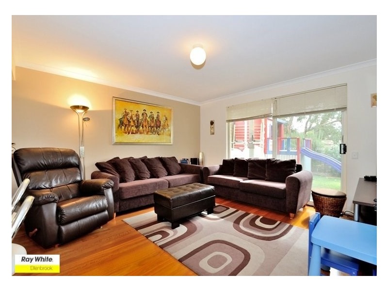 7 Lakefront Drive, The Vines WA 6069