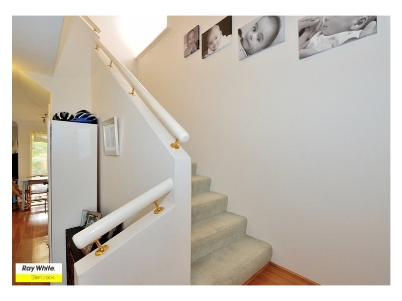 7 Lakefront Drive, The Vines WA 6069