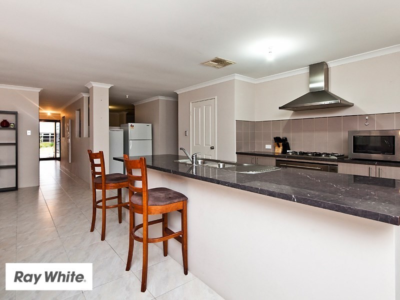 37 Mona Vale Loop, Ellenbrook WA 6069
