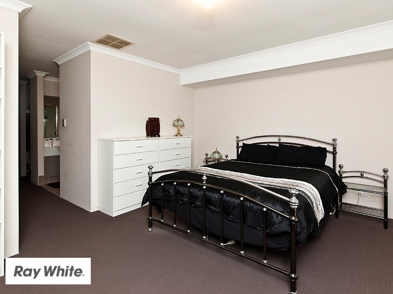 37 Mona Vale Loop, Ellenbrook WA 6069