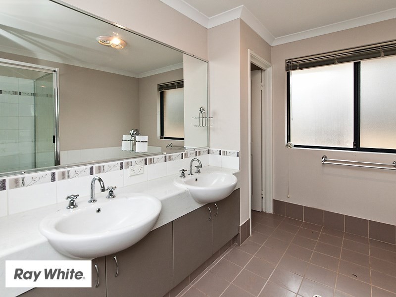 37 Mona Vale Loop, Ellenbrook WA 6069