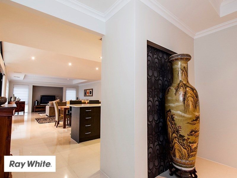 17 Cape Gardens, Ellenbrook WA 6069