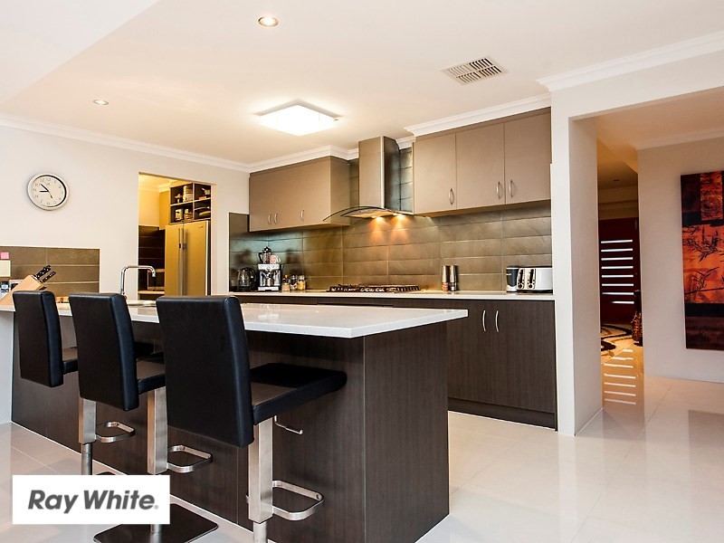 17 Cape Gardens, Ellenbrook WA 6069