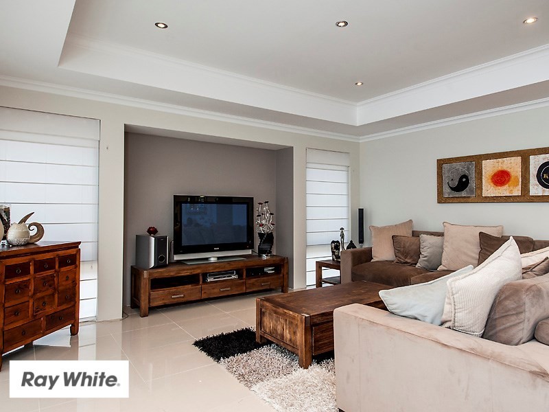 17 Cape Gardens, Ellenbrook WA 6069