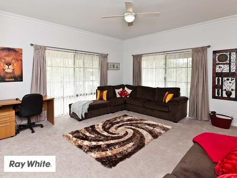 2 Cottingley Place, Swan View WA 6056