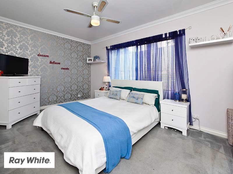 2 Cottingley Place, Swan View WA 6056