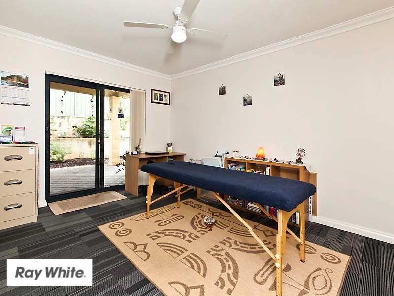 2 Cottingley Place, Swan View WA 6056