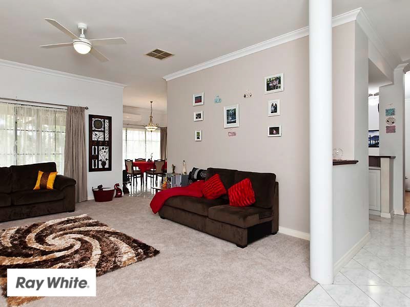 2 Cottingley Place, Swan View WA 6056