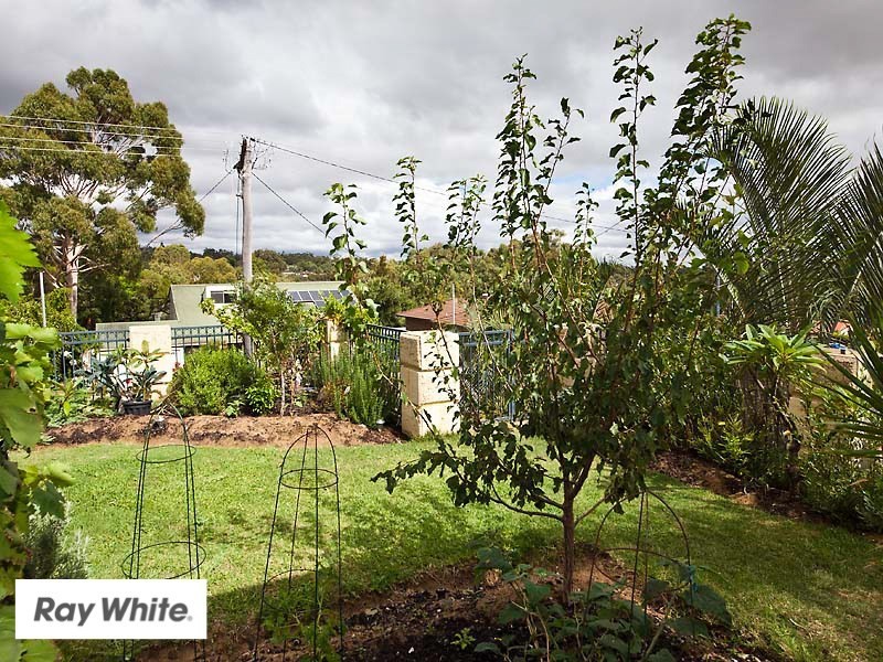 2 Cottingley Place, Swan View WA 6056