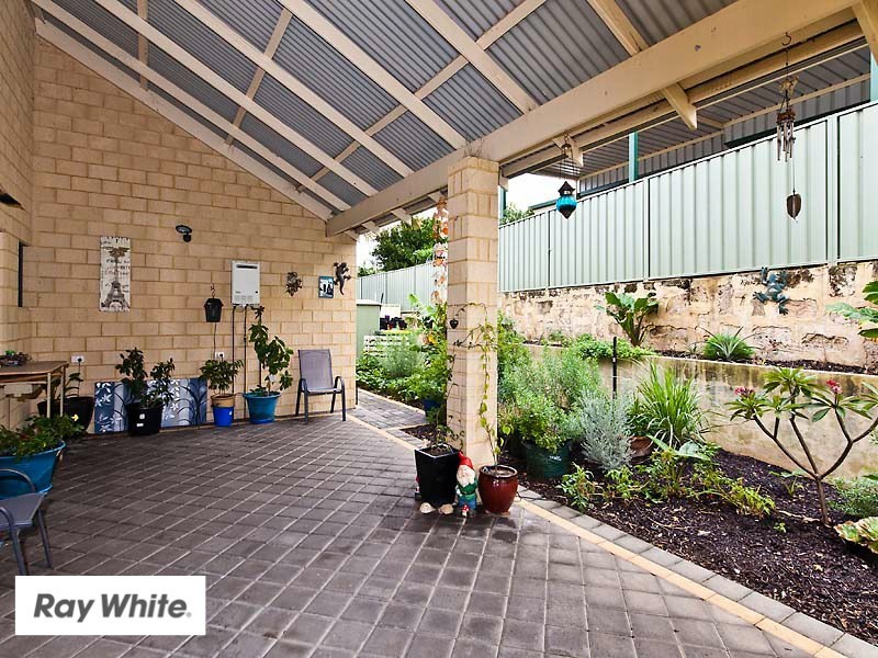 2 Cottingley Place, Swan View WA 6056