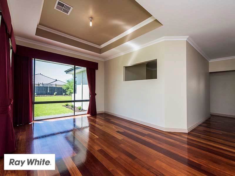 31 Longview Way, The Vines WA 6069