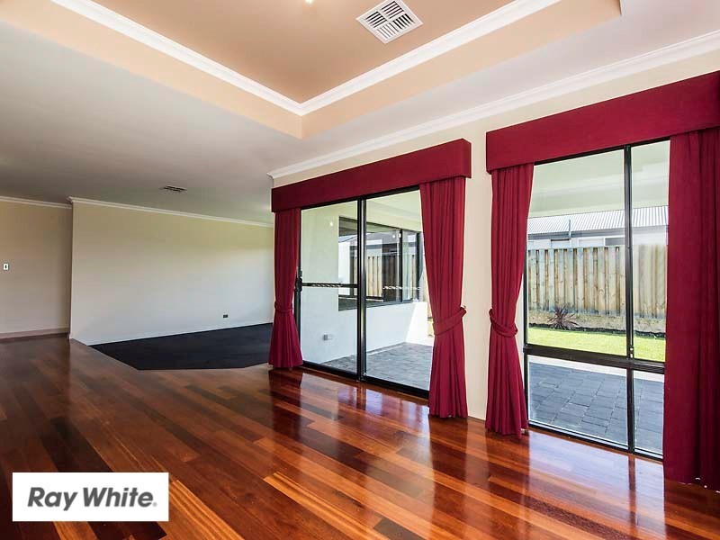 31 Longview Way, The Vines WA 6069