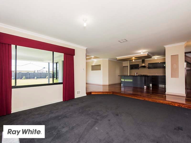 31 Longview Way, The Vines WA 6069