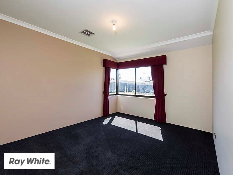 31 Longview Way, The Vines WA 6069