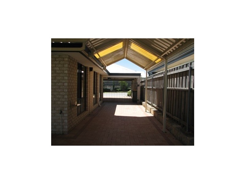 3 Rocklea Crescent, Ellenbrook WA 6069