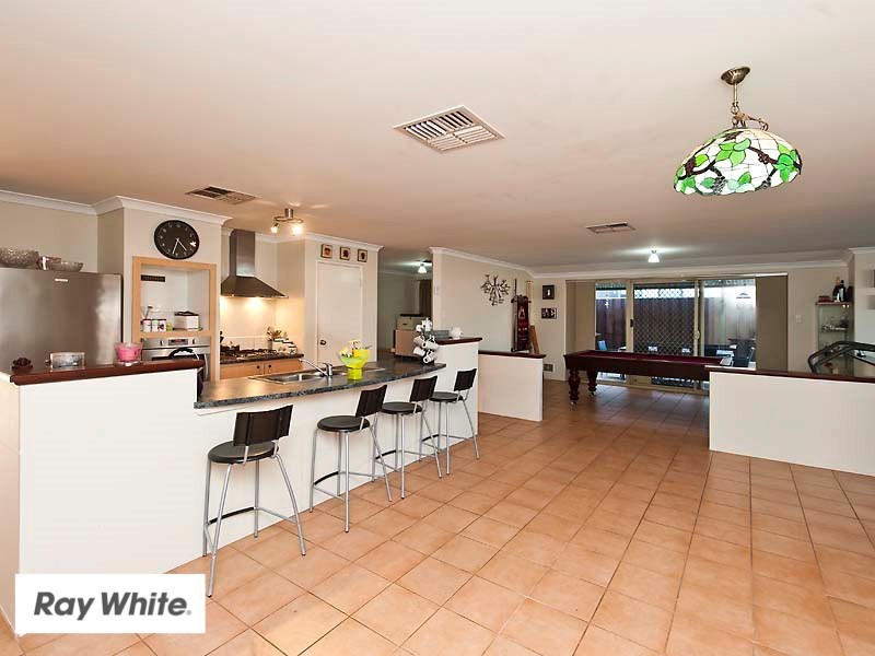 27 Kalyeeda Terrace, Ellenbrook WA 6069