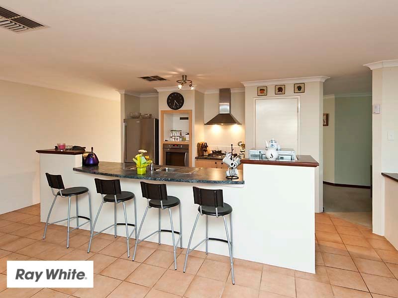 27 Kalyeeda Terrace, Ellenbrook WA 6069