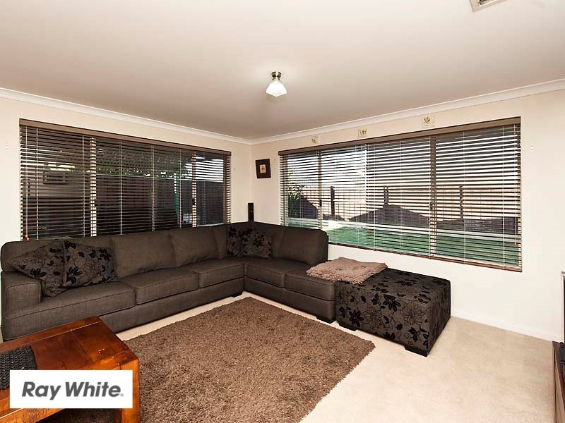 27 Kalyeeda Terrace, Ellenbrook WA 6069