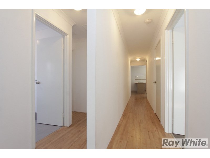 24 Greenslade Crescent, Ellenbrook WA 6069