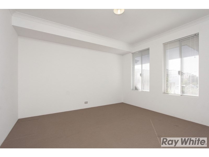 24 Greenslade Crescent, Ellenbrook WA 6069