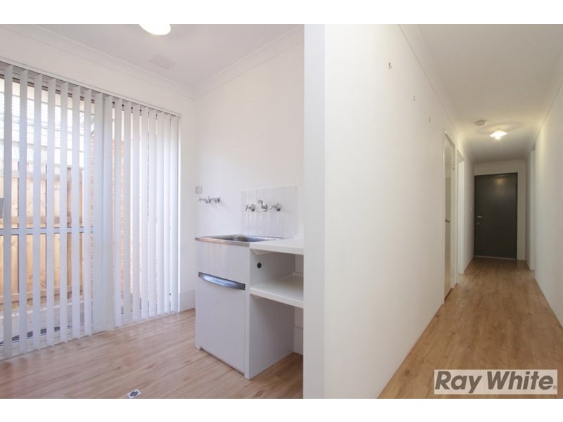 24 Greenslade Crescent, Ellenbrook WA 6069