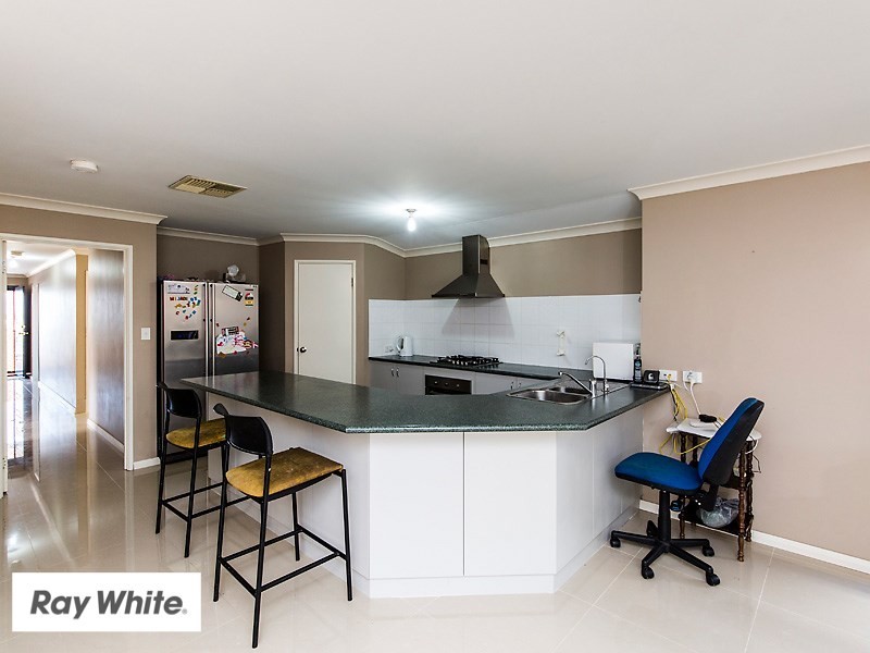 24 Brixton Crescent, Ellenbrook WA 6069