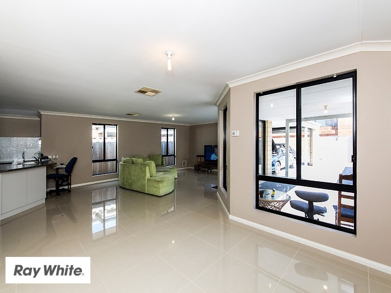 24 Brixton Crescent, Ellenbrook WA 6069