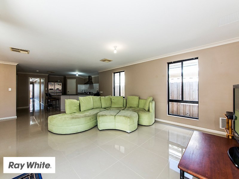 24 Brixton Crescent, Ellenbrook WA 6069