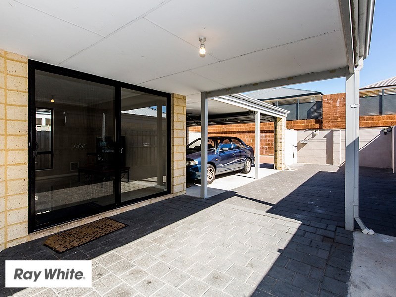 24 Brixton Crescent, Ellenbrook WA 6069