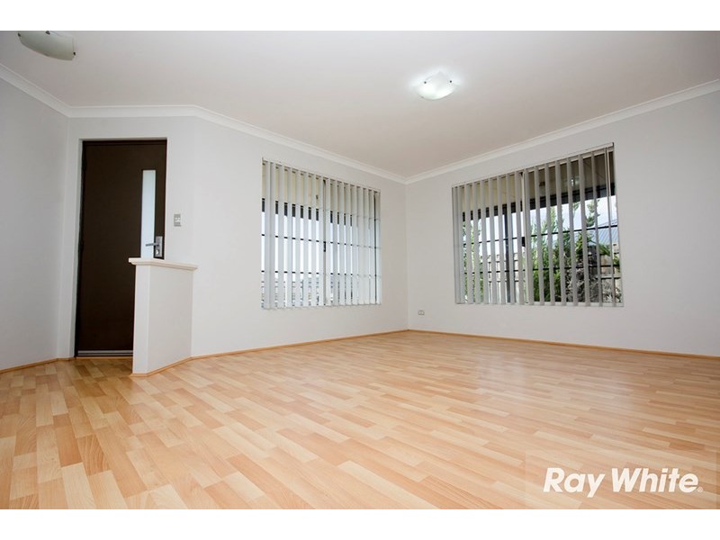 4 Rennex Ramble, Ellenbrook WA 6069