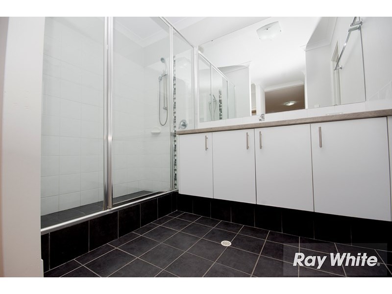 4 Rennex Ramble, Ellenbrook WA 6069