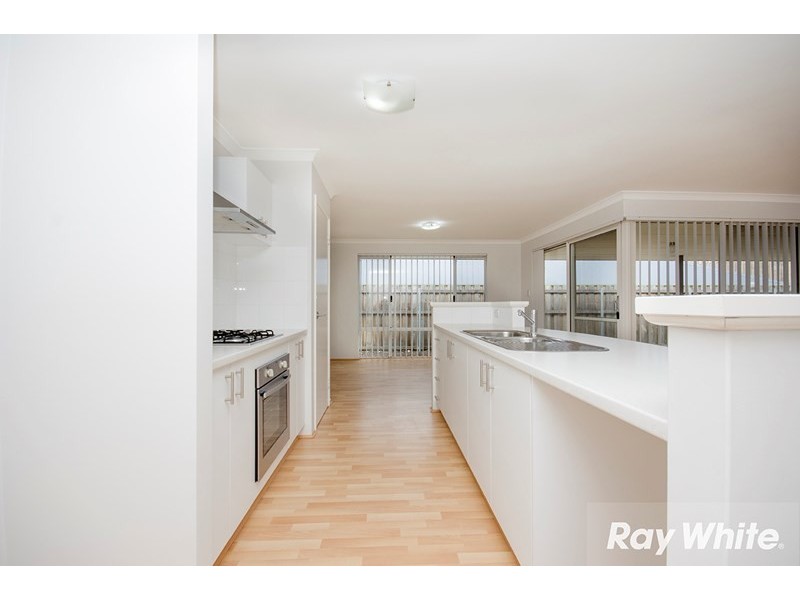 4 Rennex Ramble, Ellenbrook WA 6069