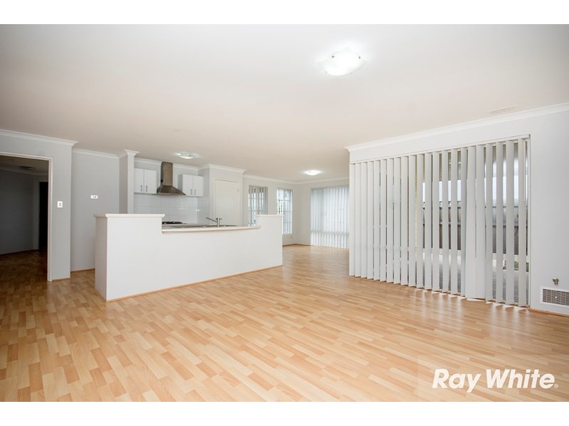 4 Rennex Ramble, Ellenbrook WA 6069