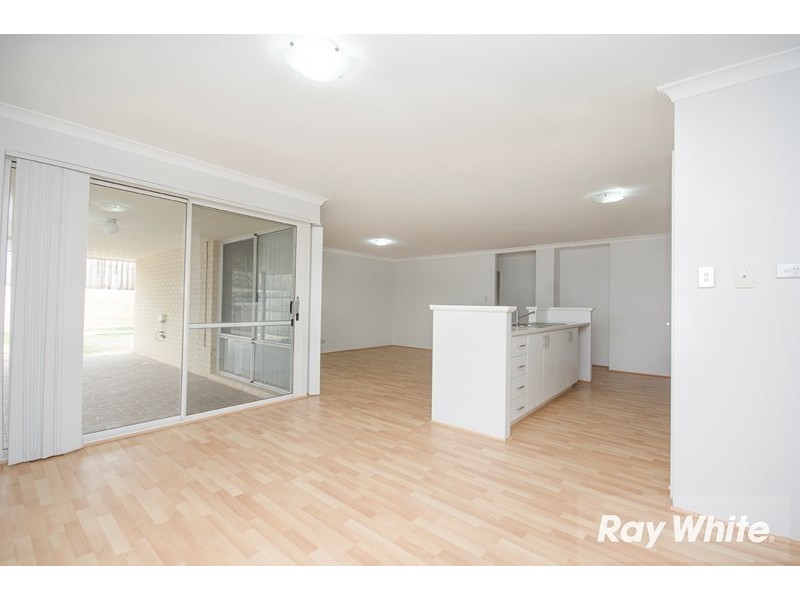 4 Rennex Ramble, Ellenbrook WA 6069