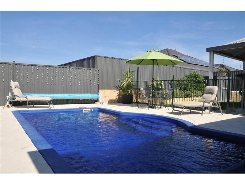 381 Millhouse Road, Aveley WA 6069