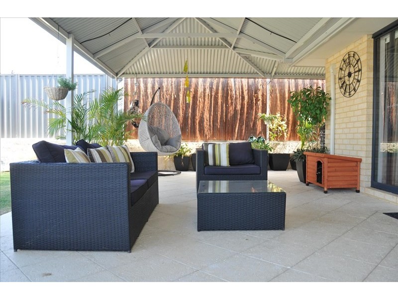 381 Millhouse Road, Aveley WA 6069