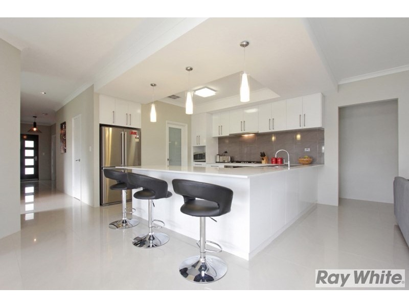 9 Aleaha Brace, Aveley WA 6069