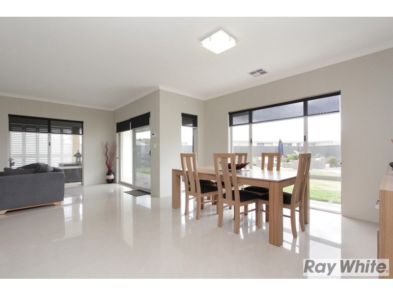 9 Aleaha Brace, Aveley WA 6069