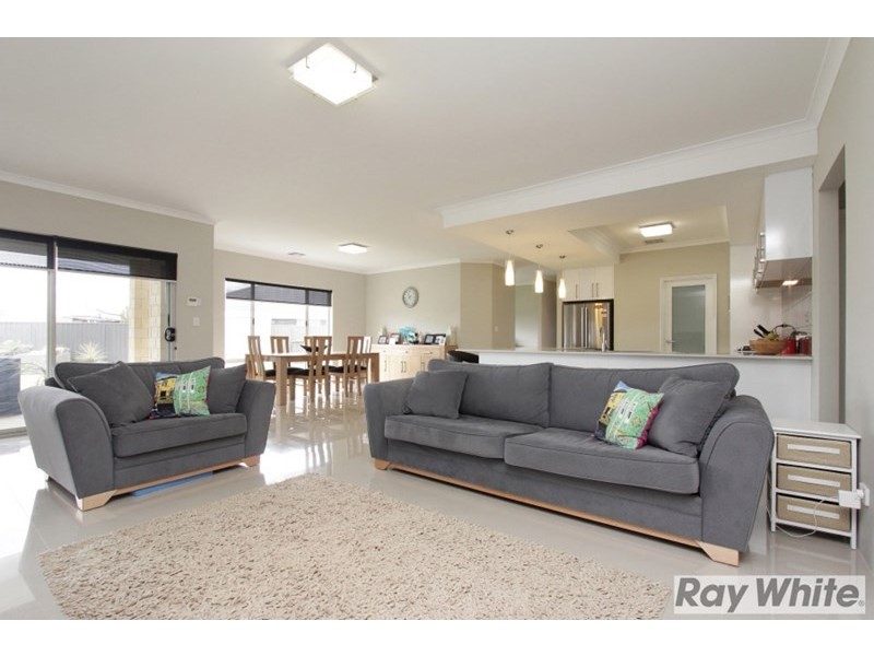 9 Aleaha Brace, Aveley WA 6069