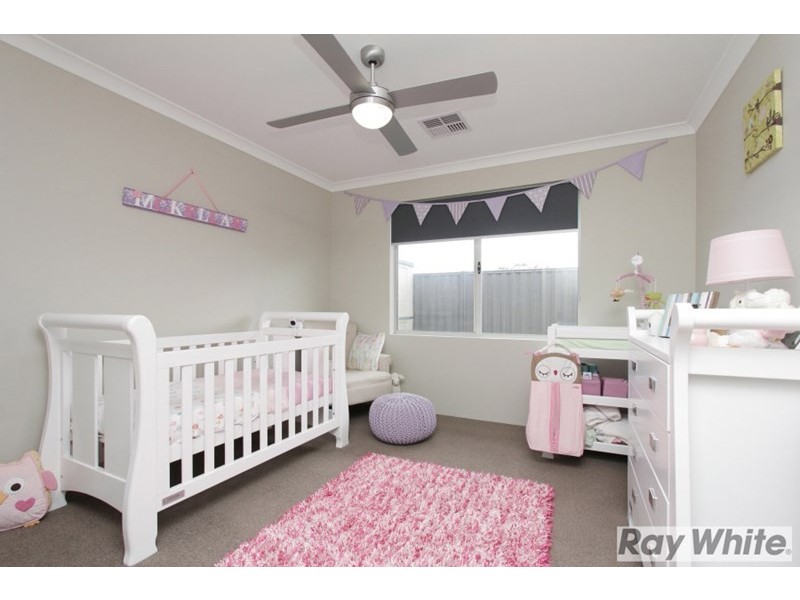 9 Aleaha Brace, Aveley WA 6069