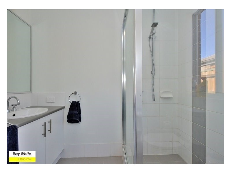 18 Pinneroo Terrace, Ellenbrook WA 6069