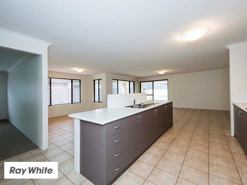29 Whitehart Entrance, Aveley WA 6069